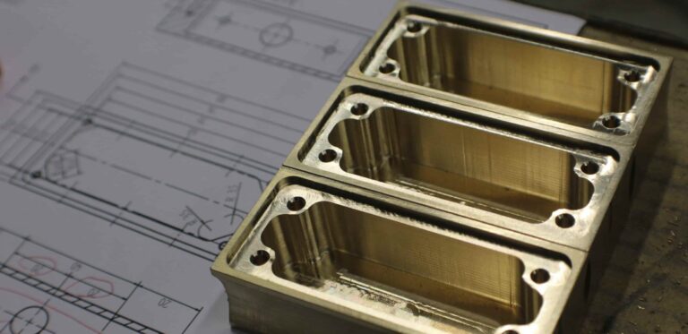 progettazione prototipazione lavorazione metalli per arredamento